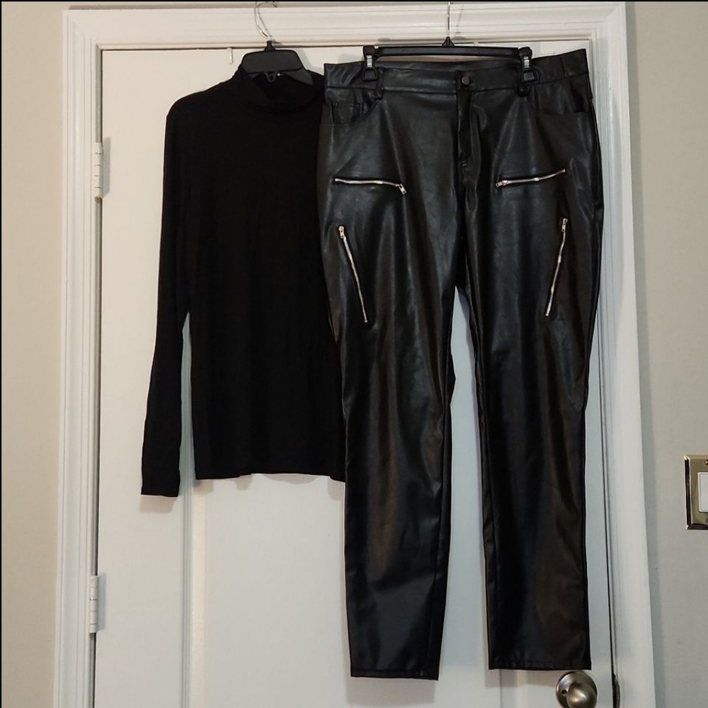 (NWOT) Vegan Leather Pants, Size 30